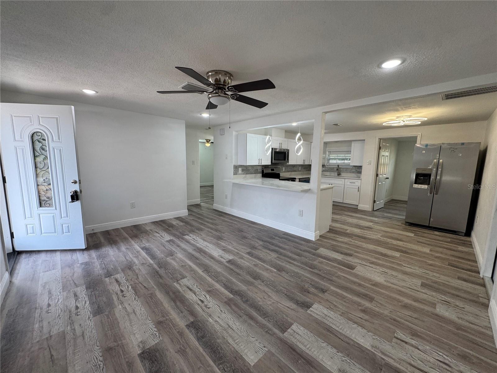 Image 11 of 36 For 5911 63rd Terrace N