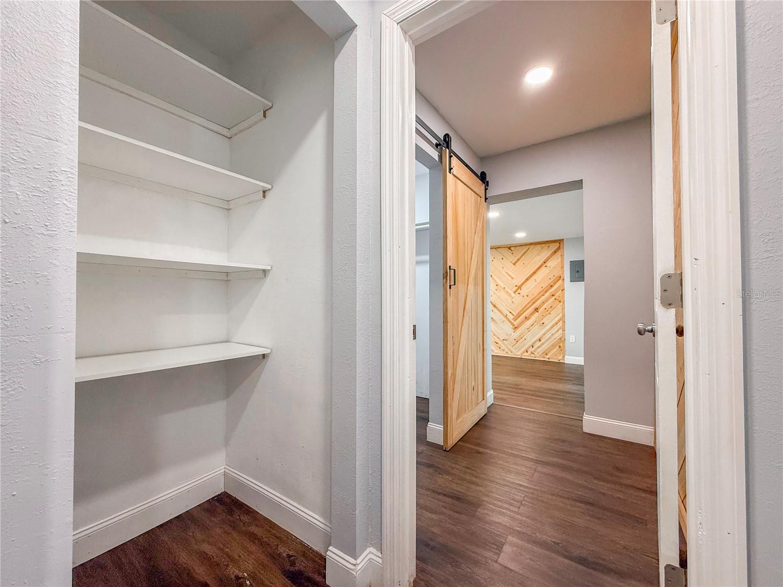 Image 24 of 37 For 2869 36th Avenue N