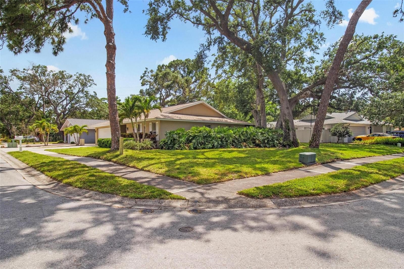 Image 3 of 42 For 5600 Bay Pines Lakes Boulevard