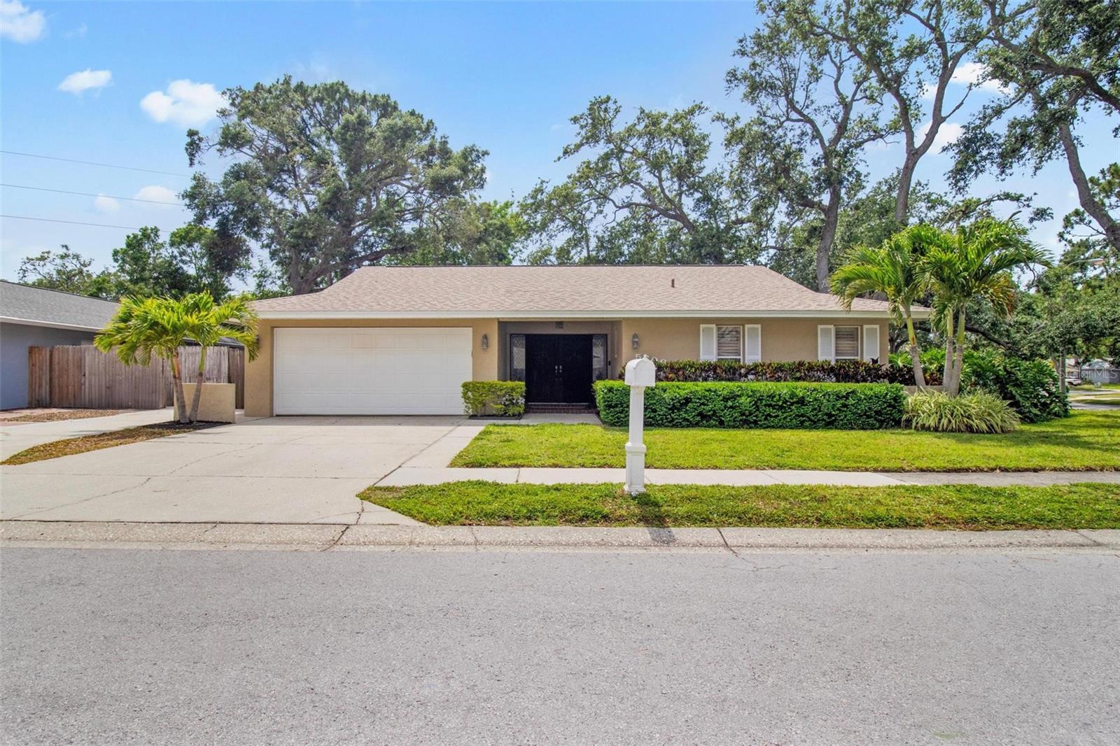 Image 4 of 42 For 5600 Bay Pines Lakes Boulevard