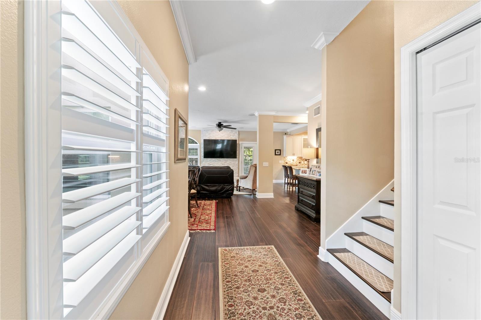 Image 4 of 55 For 2701 Bay Avenue