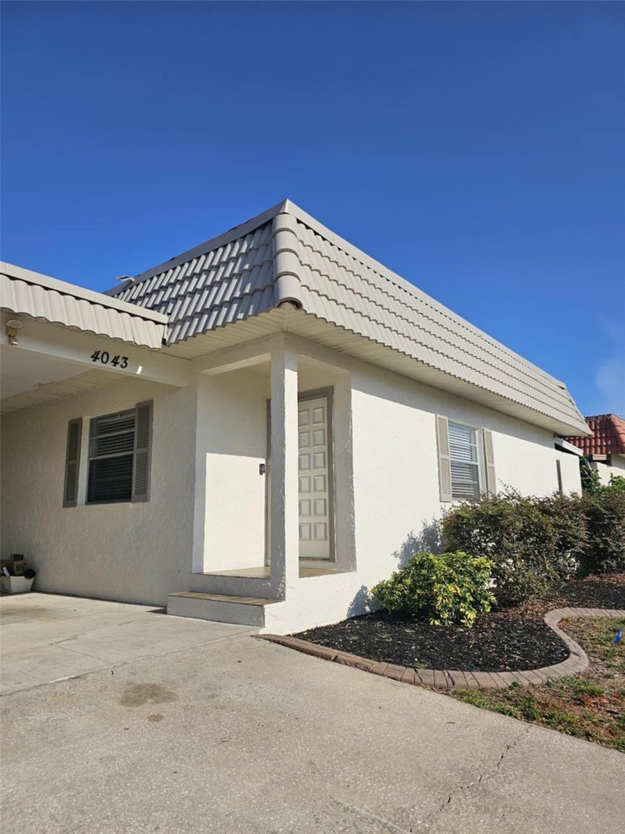 Image 4 of 16 For 4043 La Pasida Lane