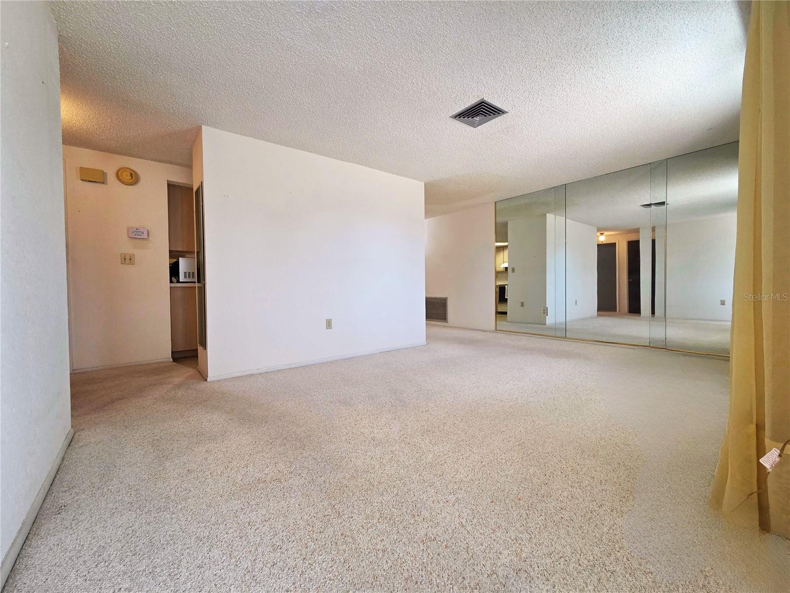 Image 4 of 23 For 7812 Heather Street