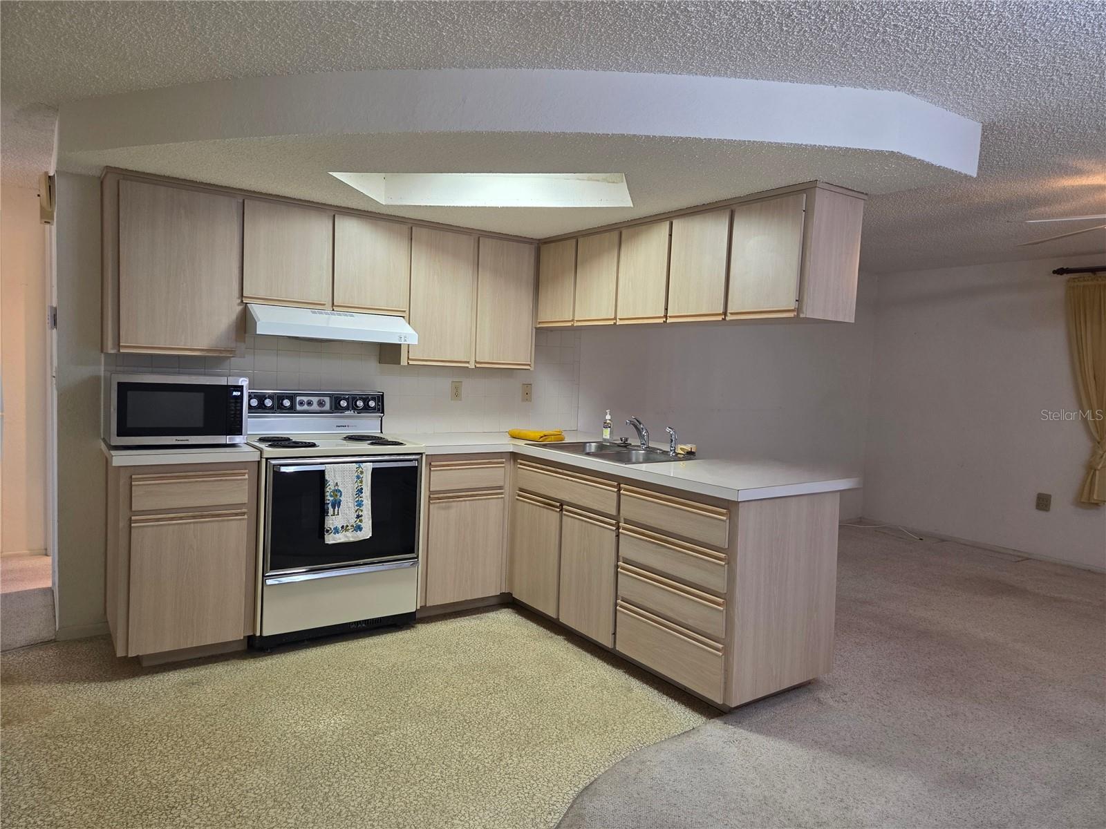 Image 7 of 23 For 7812 Heather Street