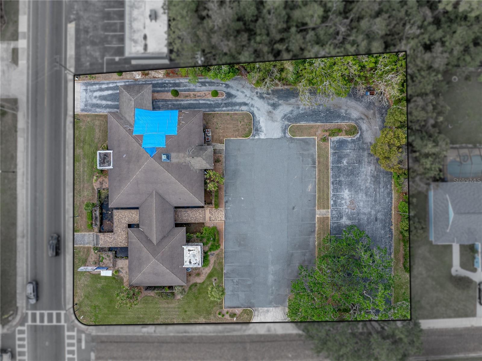 Listing photo id 8 for 13924 7th Street