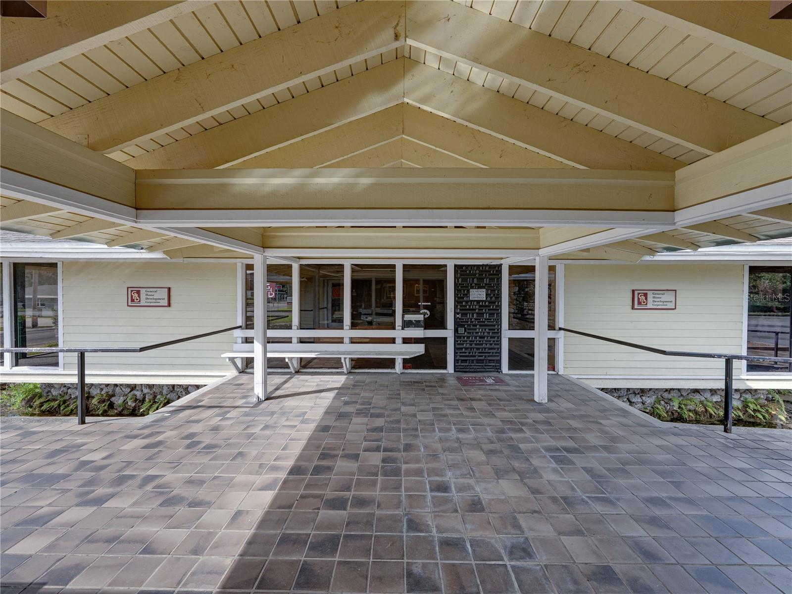 Listing photo id 17 for 13924 7th Street