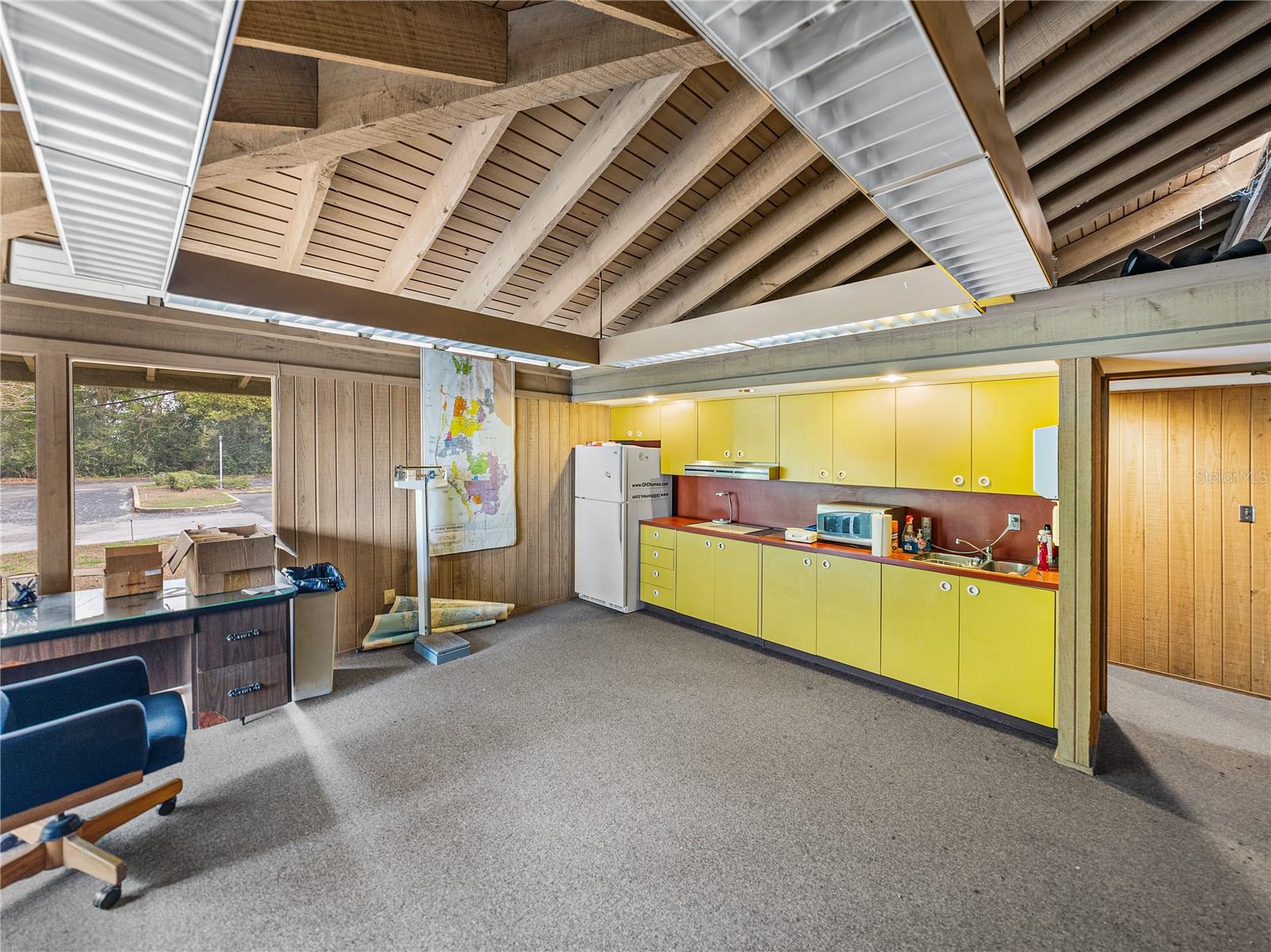 Listing photo id 34 for 13924 7th Street