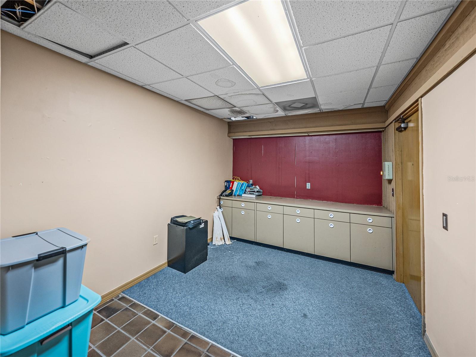 Listing photo id 36 for 13924 7th Street