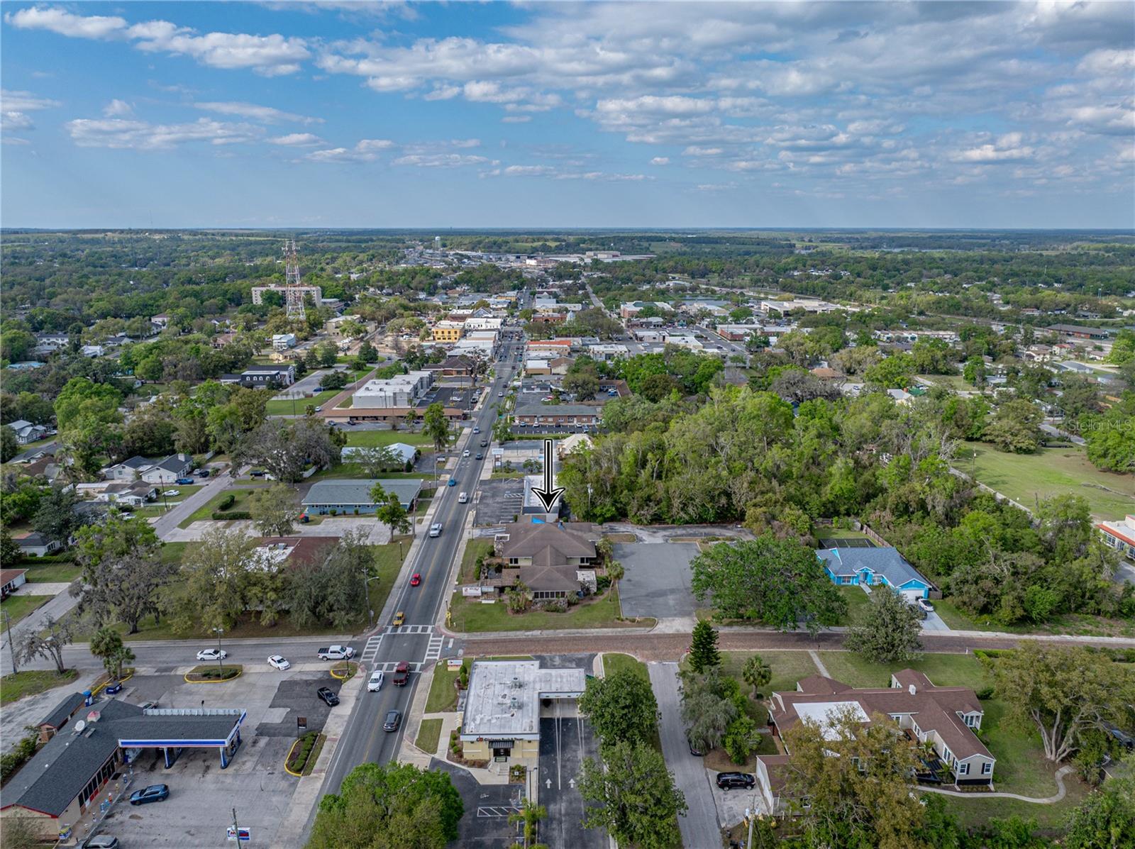 Listing photo id 3 for 13924 7th Street