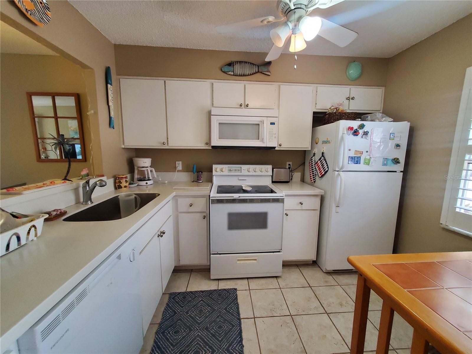 Image 2 of 26 For 1400 Arrowhead Circle W