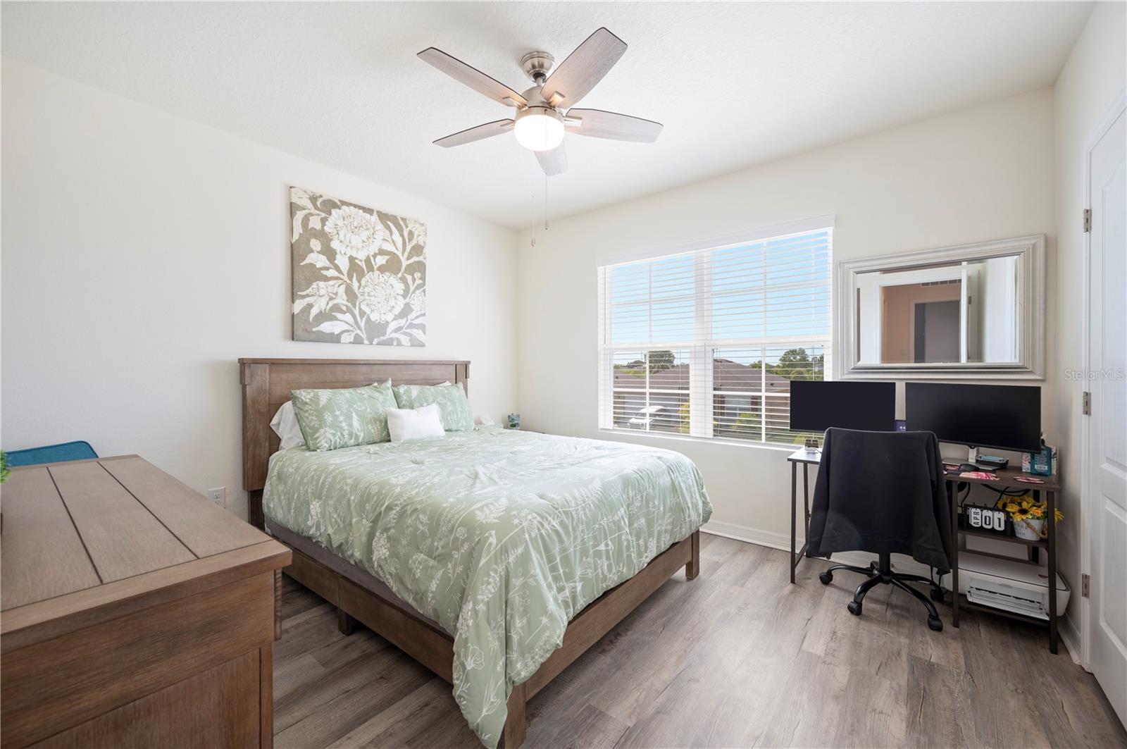 Image 33 of 54 For 5616 Siltstone Street