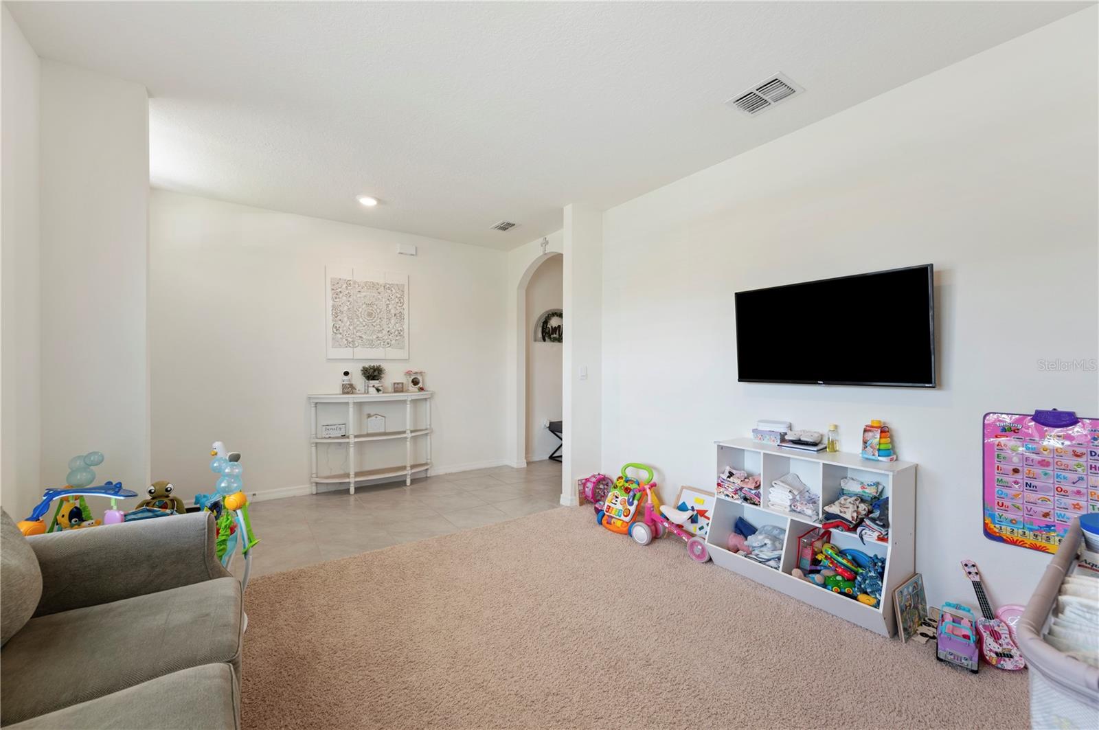 Image 4 of 54 For 5616 Siltstone Street