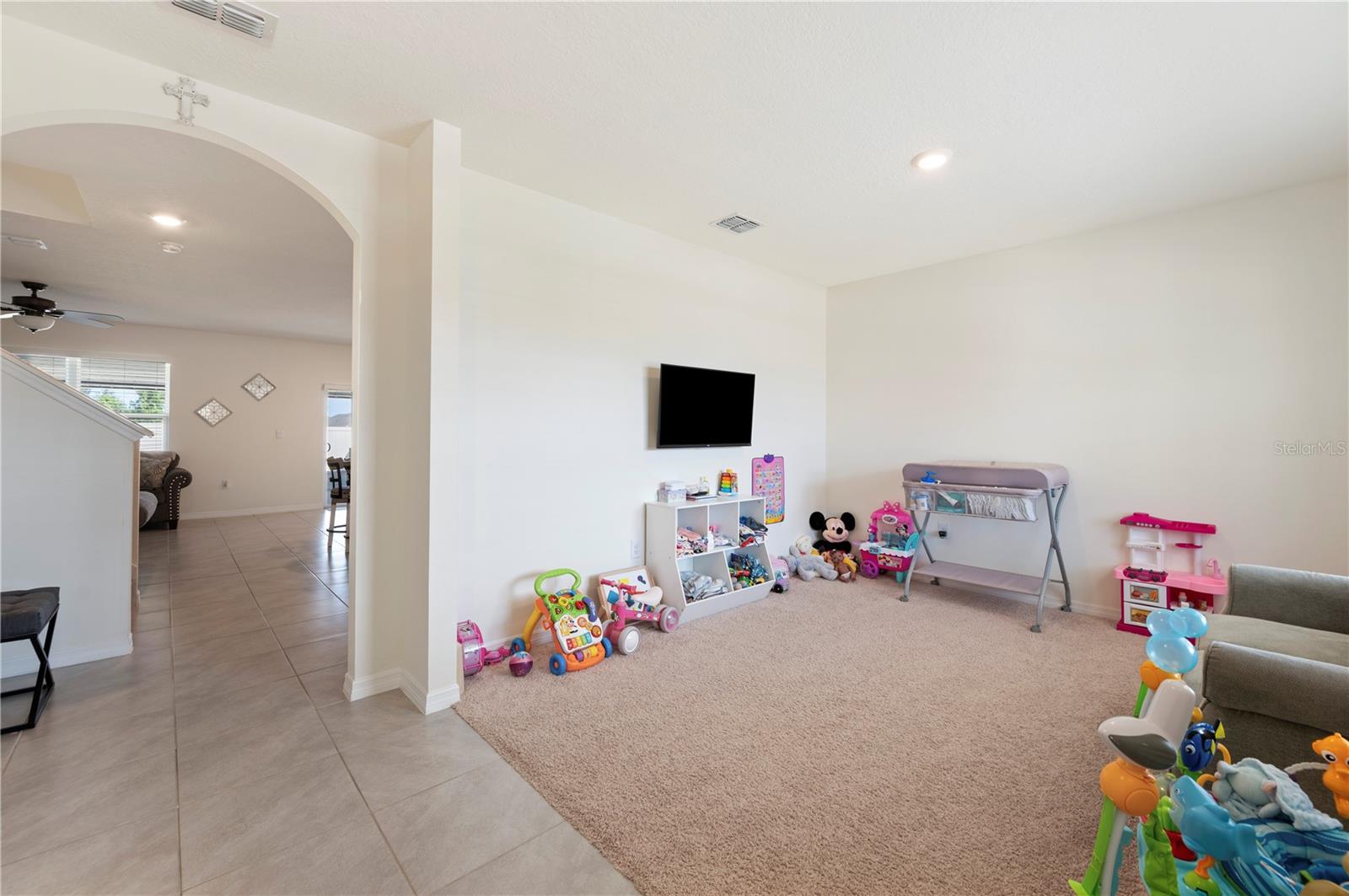 Image 6 of 54 For 5616 Siltstone Street