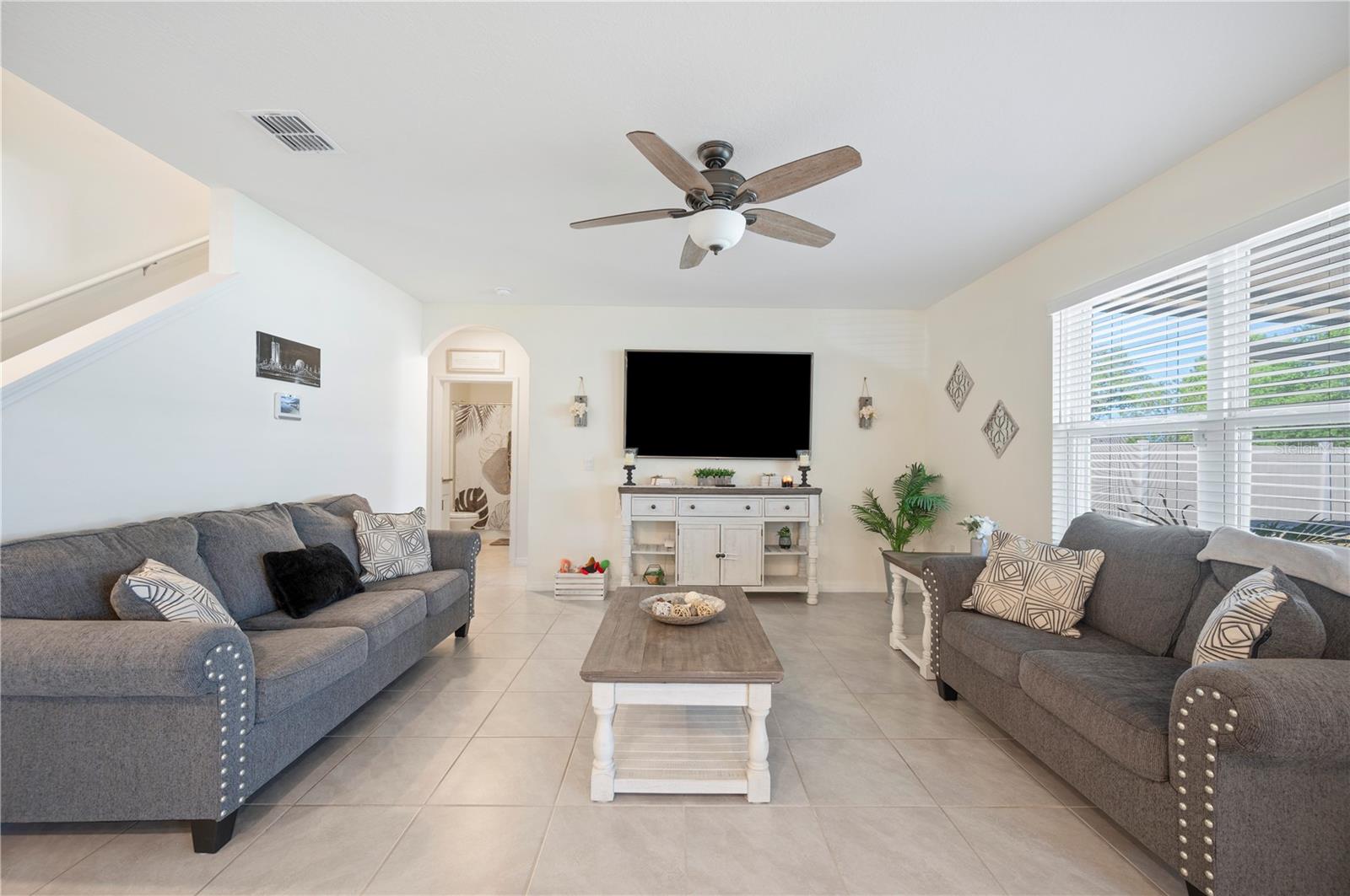 Image 9 of 54 For 5616 Siltstone Street