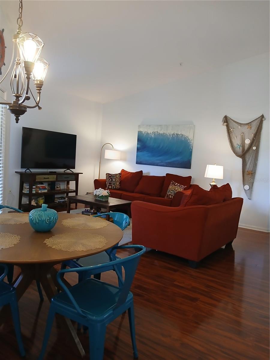 Image 4 of 69 For 1226 Missouri Avenue 1008