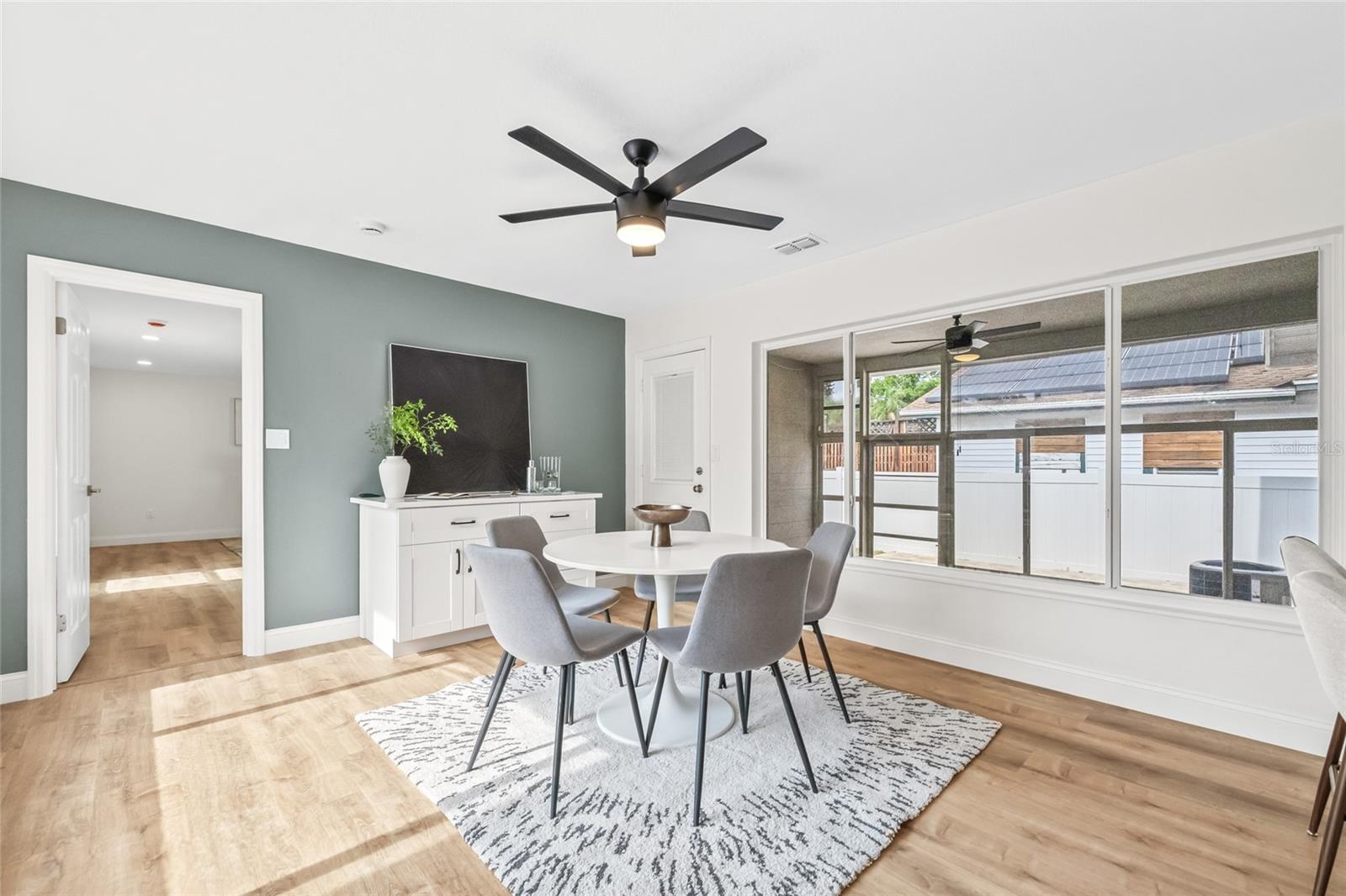 Image 12 of 37 For 1323 48th Avenue N
