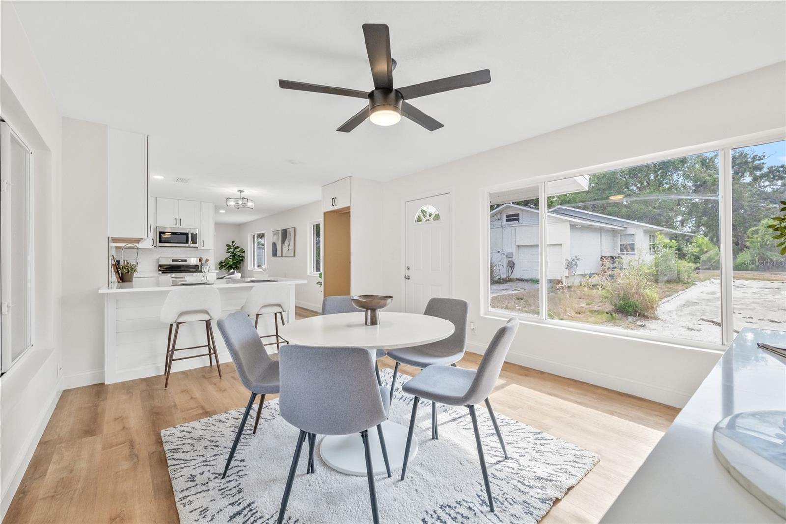 Image 13 of 37 For 1323 48th Avenue N