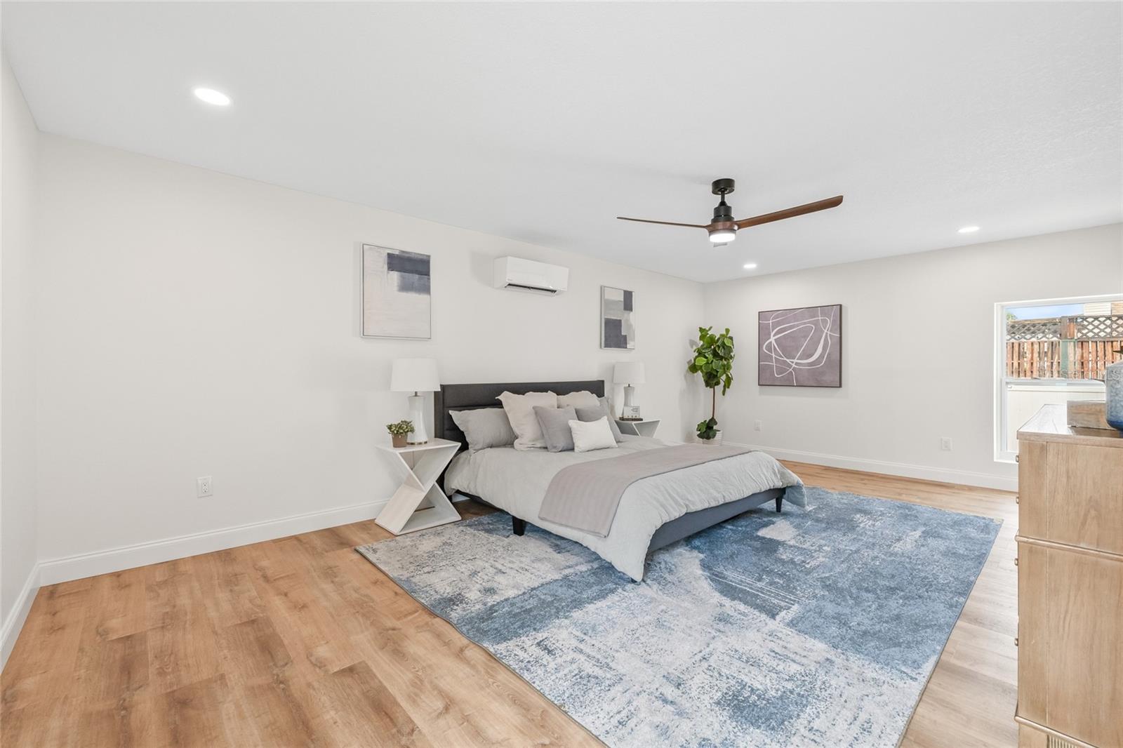 Image 14 of 37 For 1323 48th Avenue N