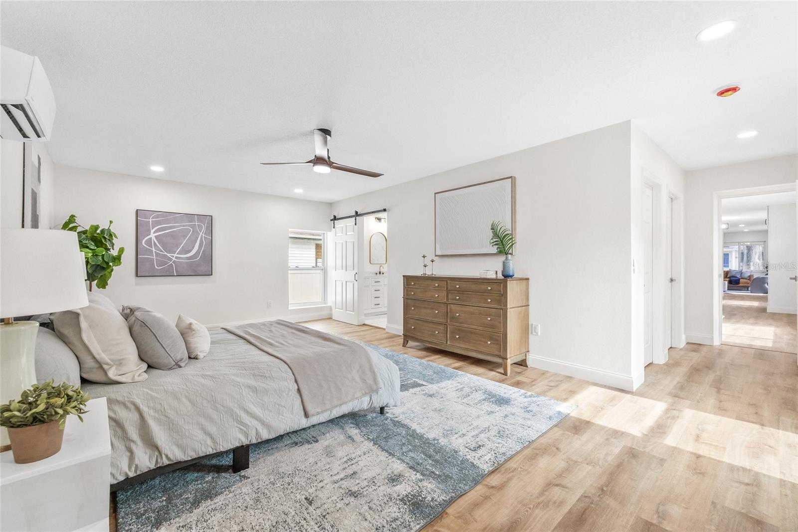 Image 15 of 37 For 1323 48th Avenue N
