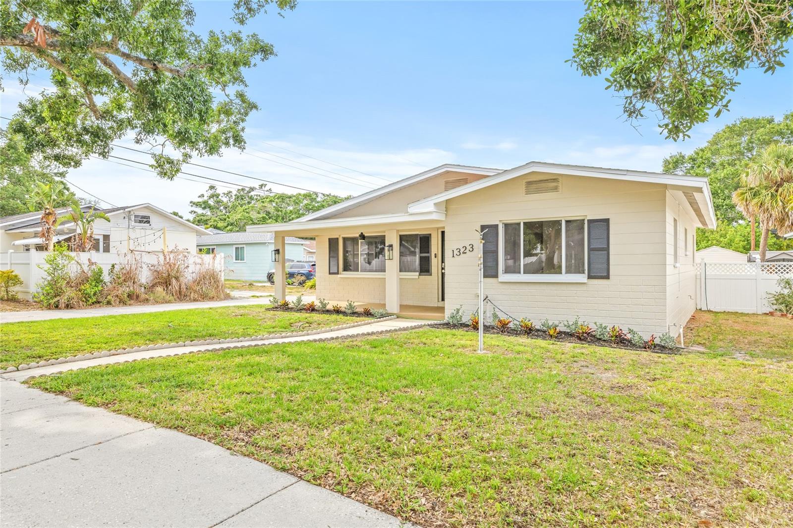 Image 34 of 37 For 1323 48th Avenue N