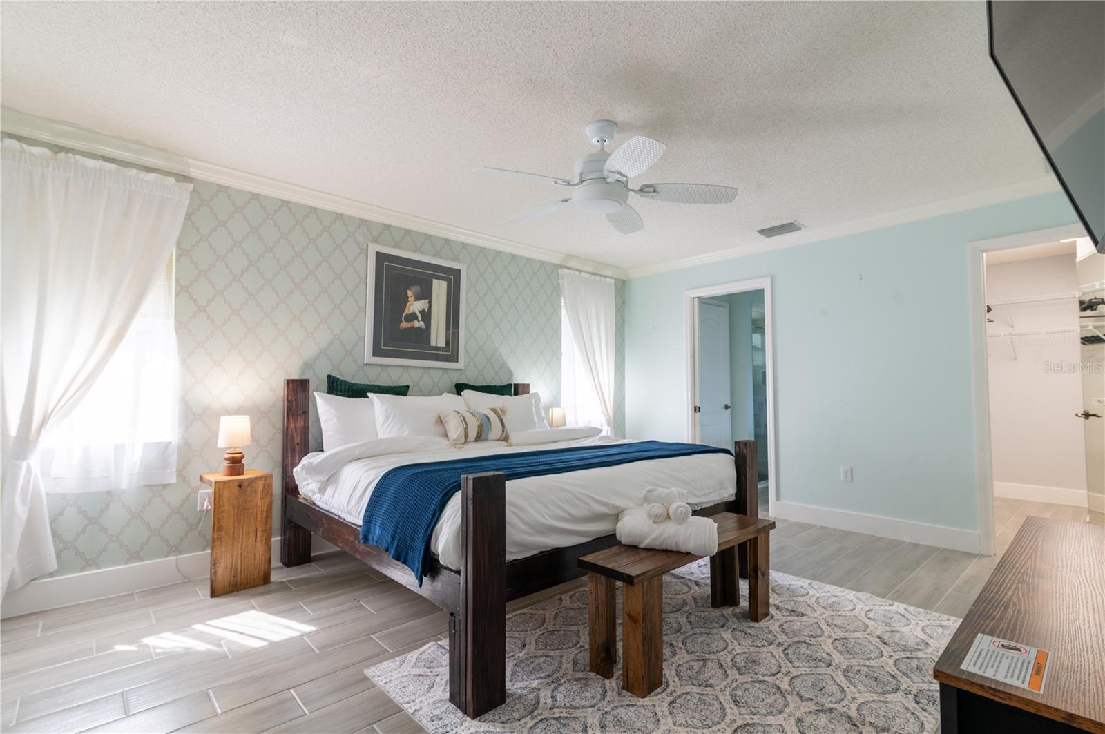 Image 23 of 51 For 6908 Arbor Oaks Circle