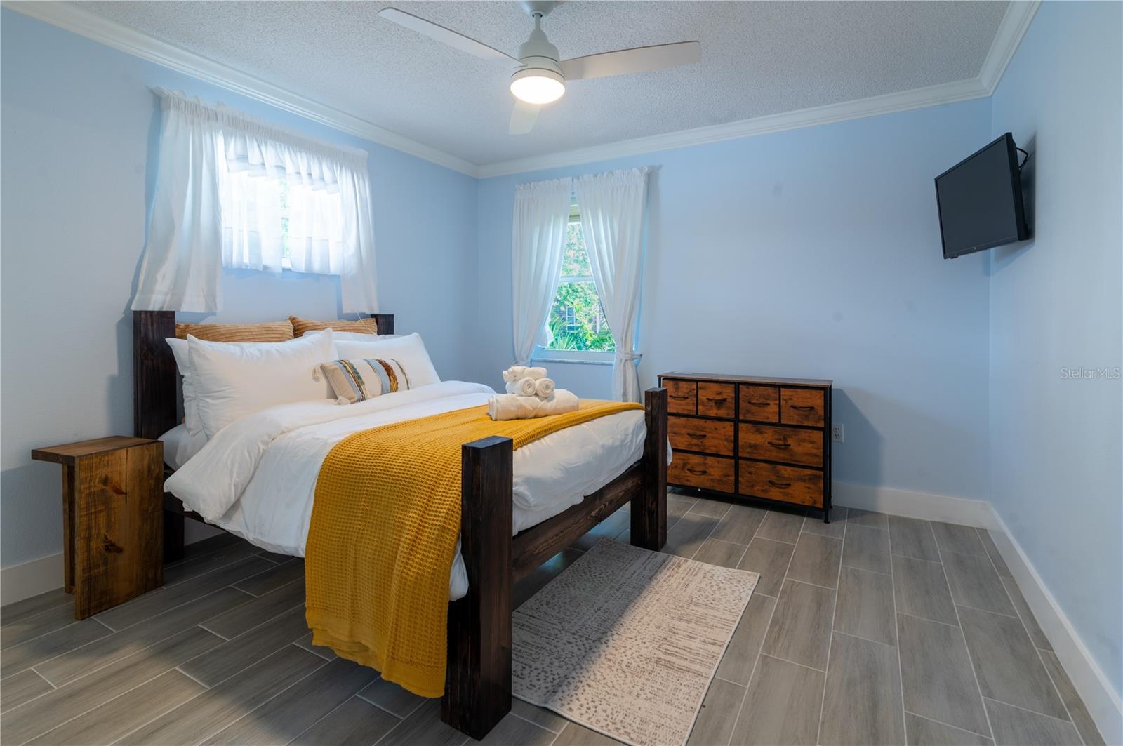 Image 34 of 51 For 6908 Arbor Oaks Circle