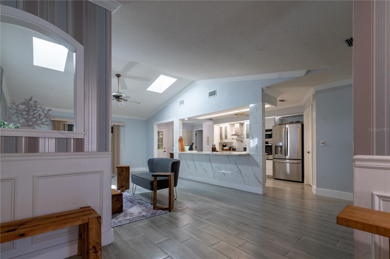 Image 4 of 51 For 6908 Arbor Oaks Circle