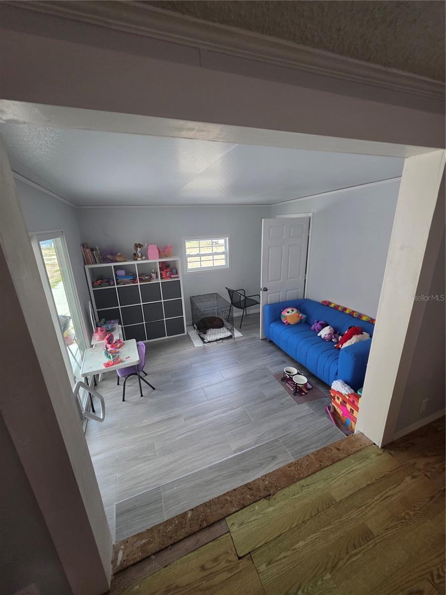 Image 18 of 41 For 16234 Royalton Lane