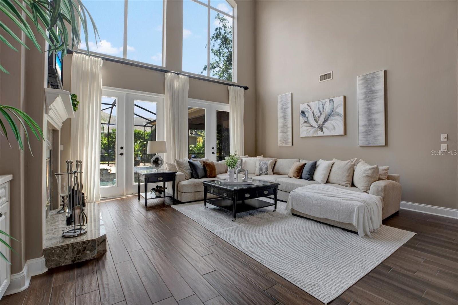 Image 11 of 66 For 4085 Arlington Drive