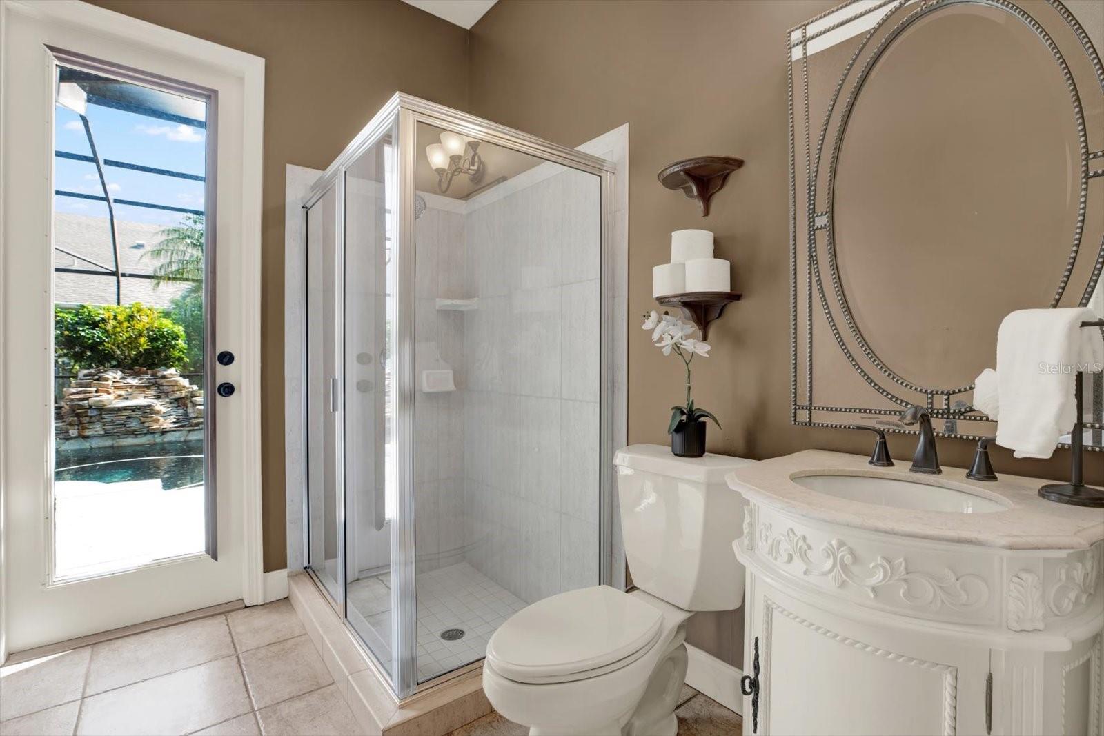 Image 15 of 66 For 4085 Arlington Drive