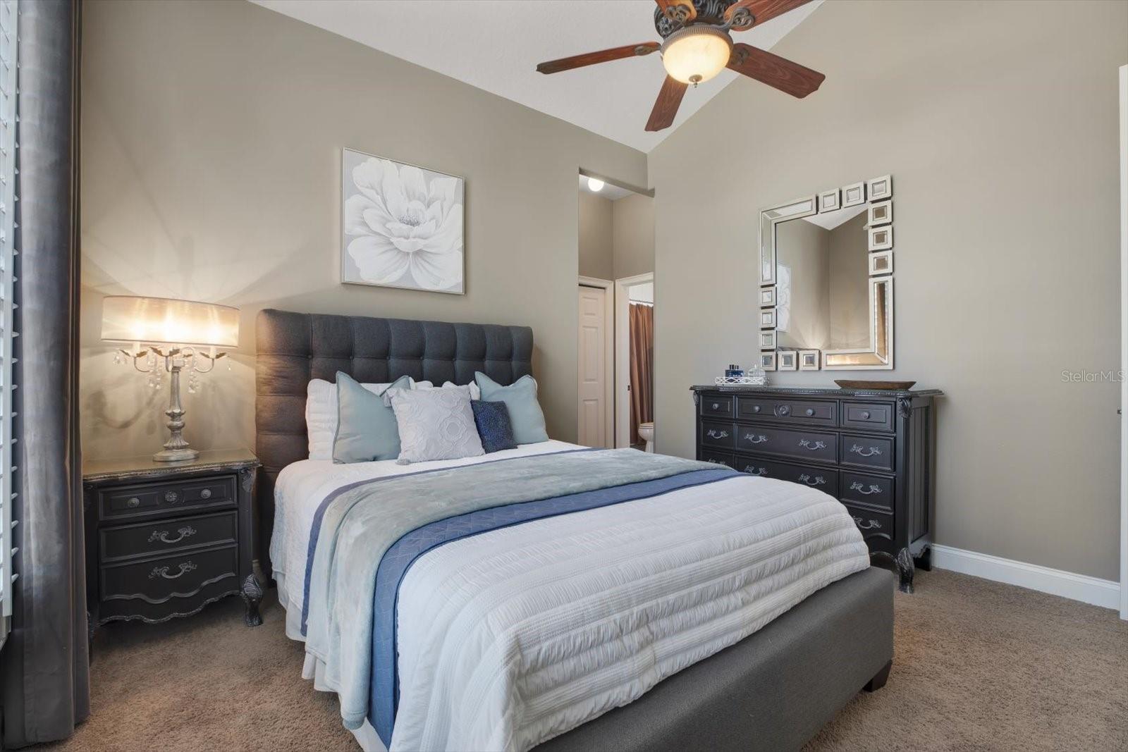 Image 33 of 66 For 4085 Arlington Drive