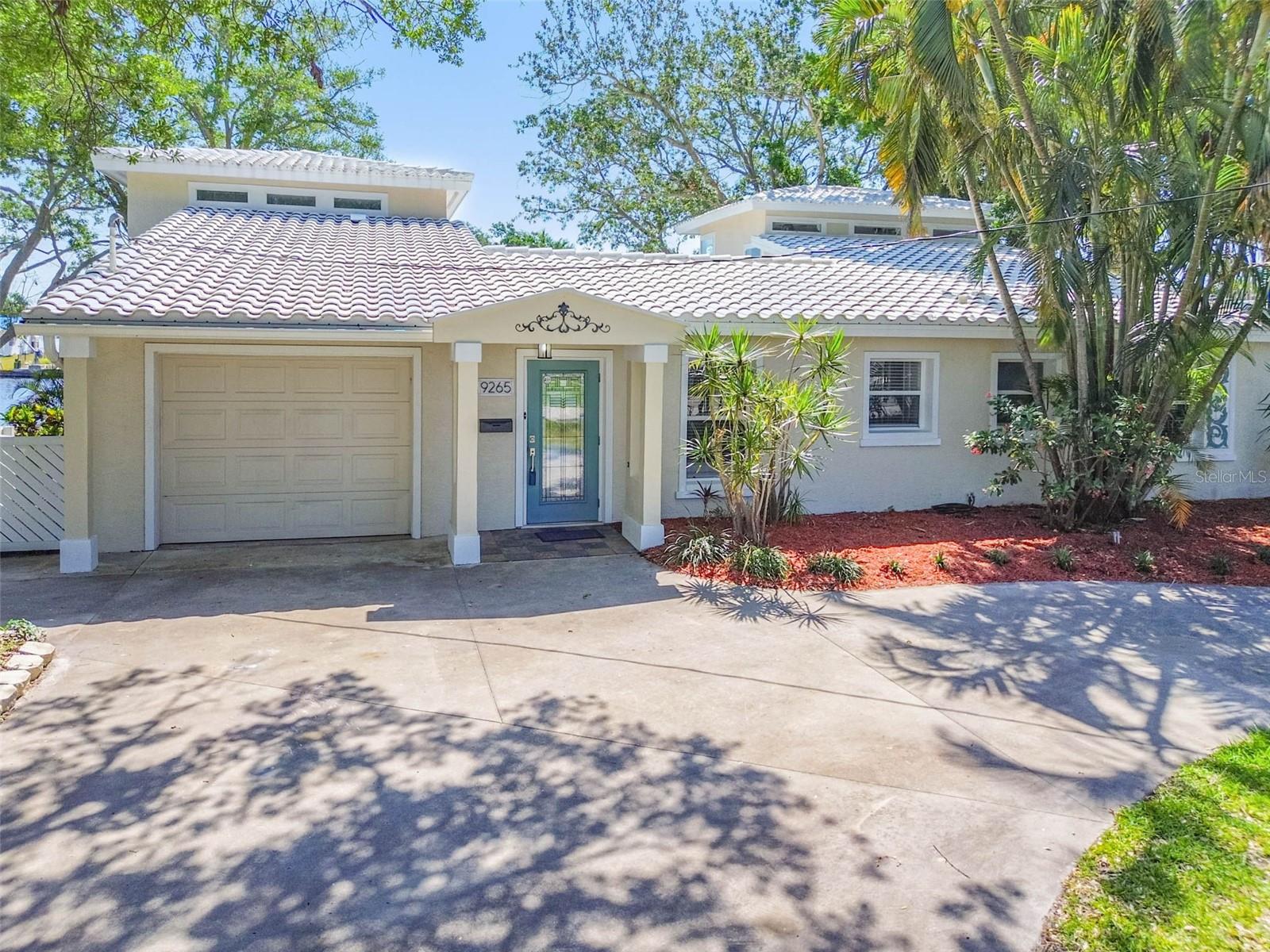 Details for 9265 Treasure Ln Ne, ST PETERSBURG, FL 33702