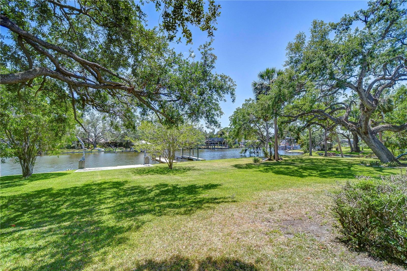 Image 4 of 50 For 9303 Alice Lane