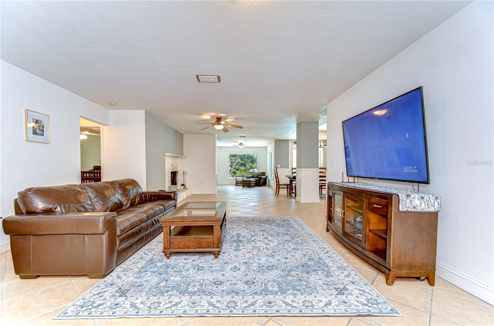 Image 7 of 50 For 9303 Alice Lane