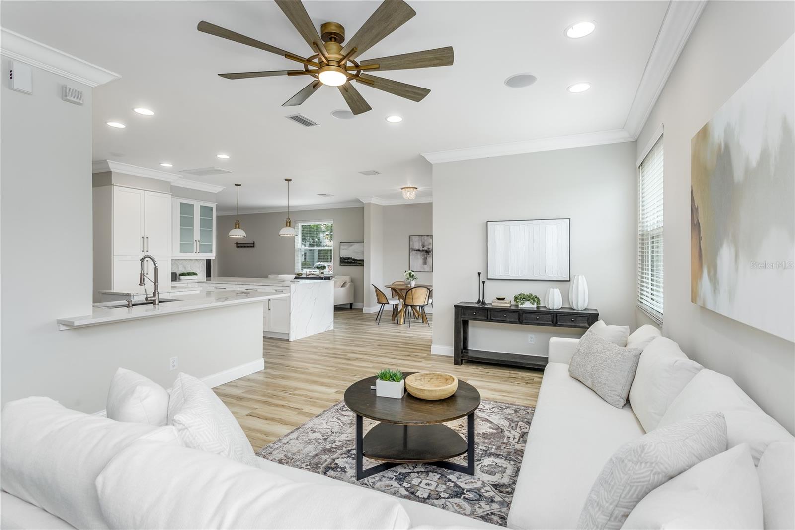 Listing photo id 9 for 8518 Tidal Bay Lane