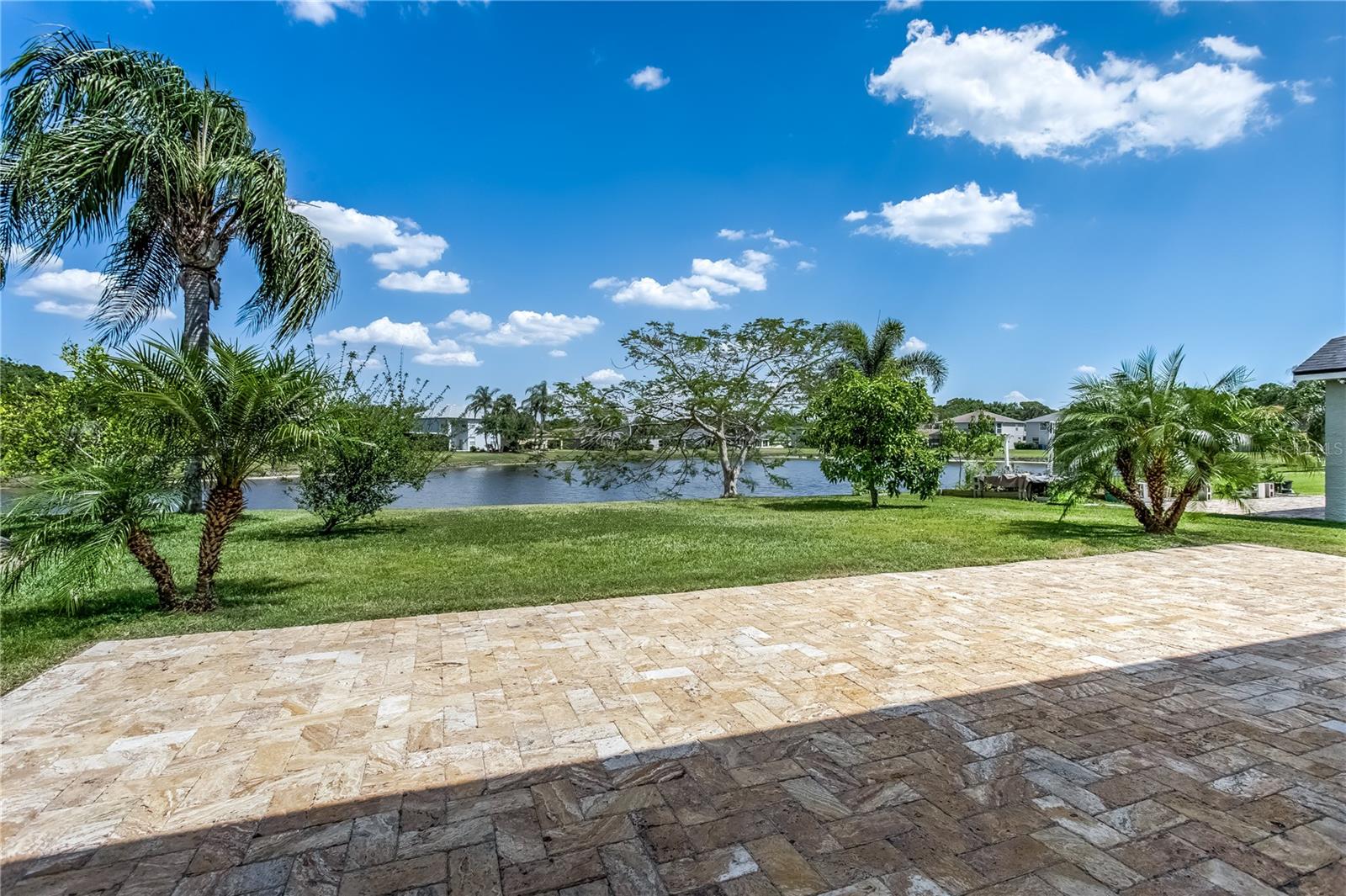 Listing photo id 1 for 8518 Tidal Bay Lane