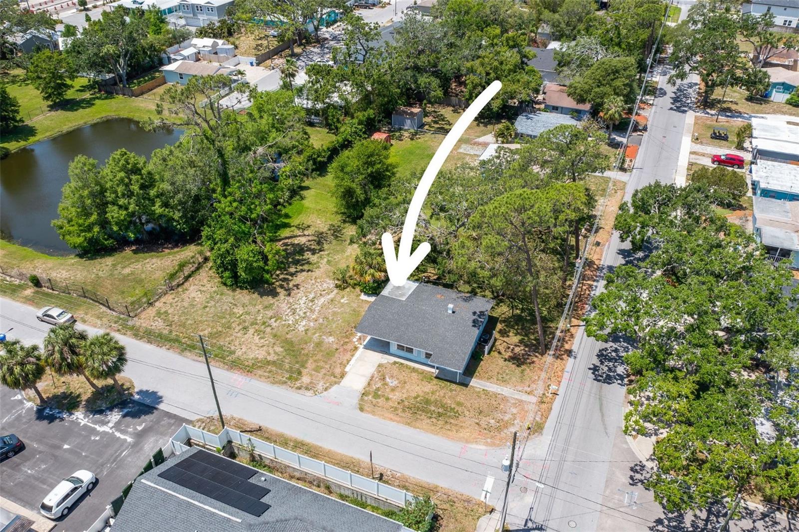 Image 6 of 8 For 549 & 551 Bay Street
