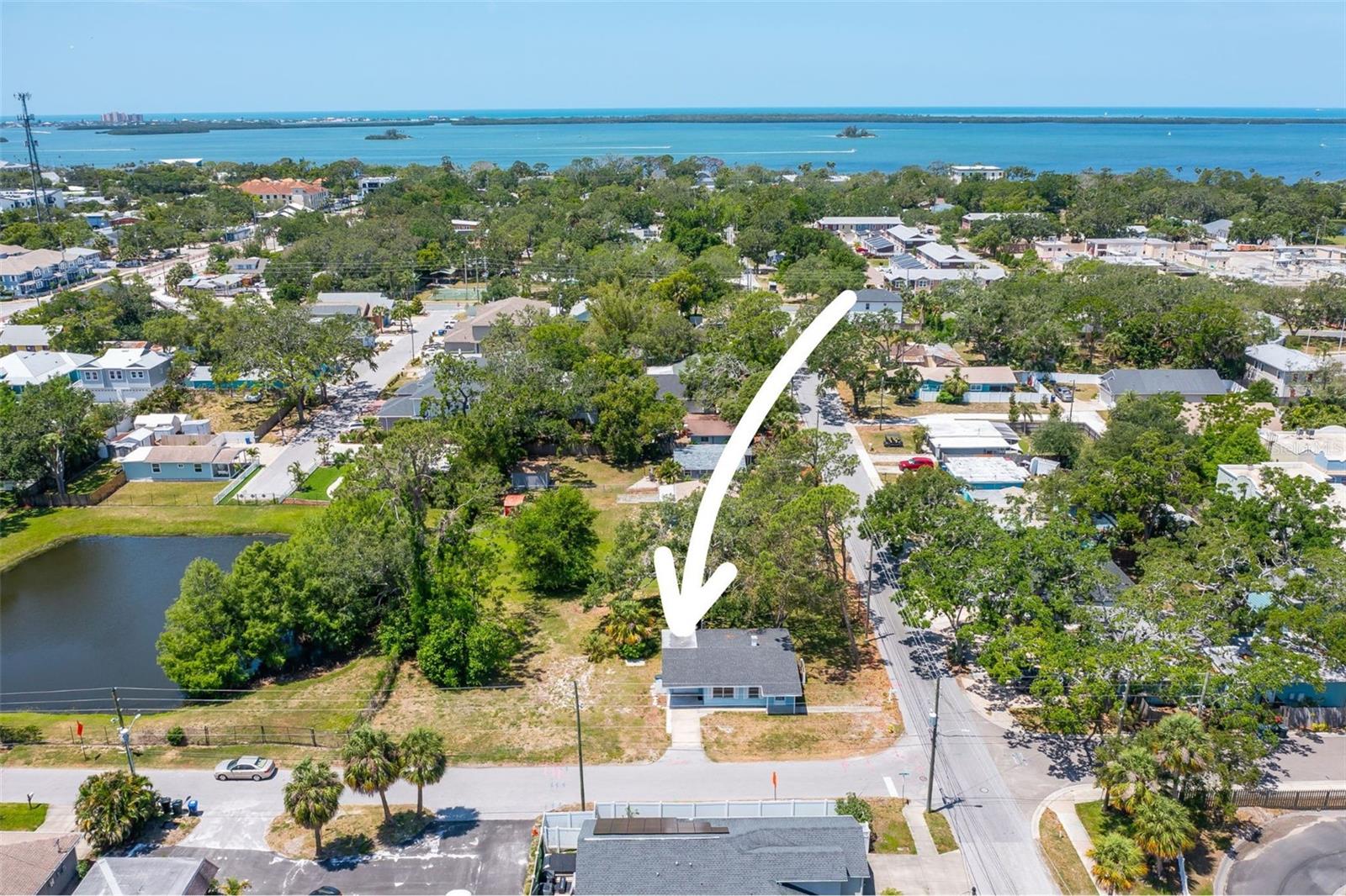 Image 7 of 8 For 549 & 551 Bay Street