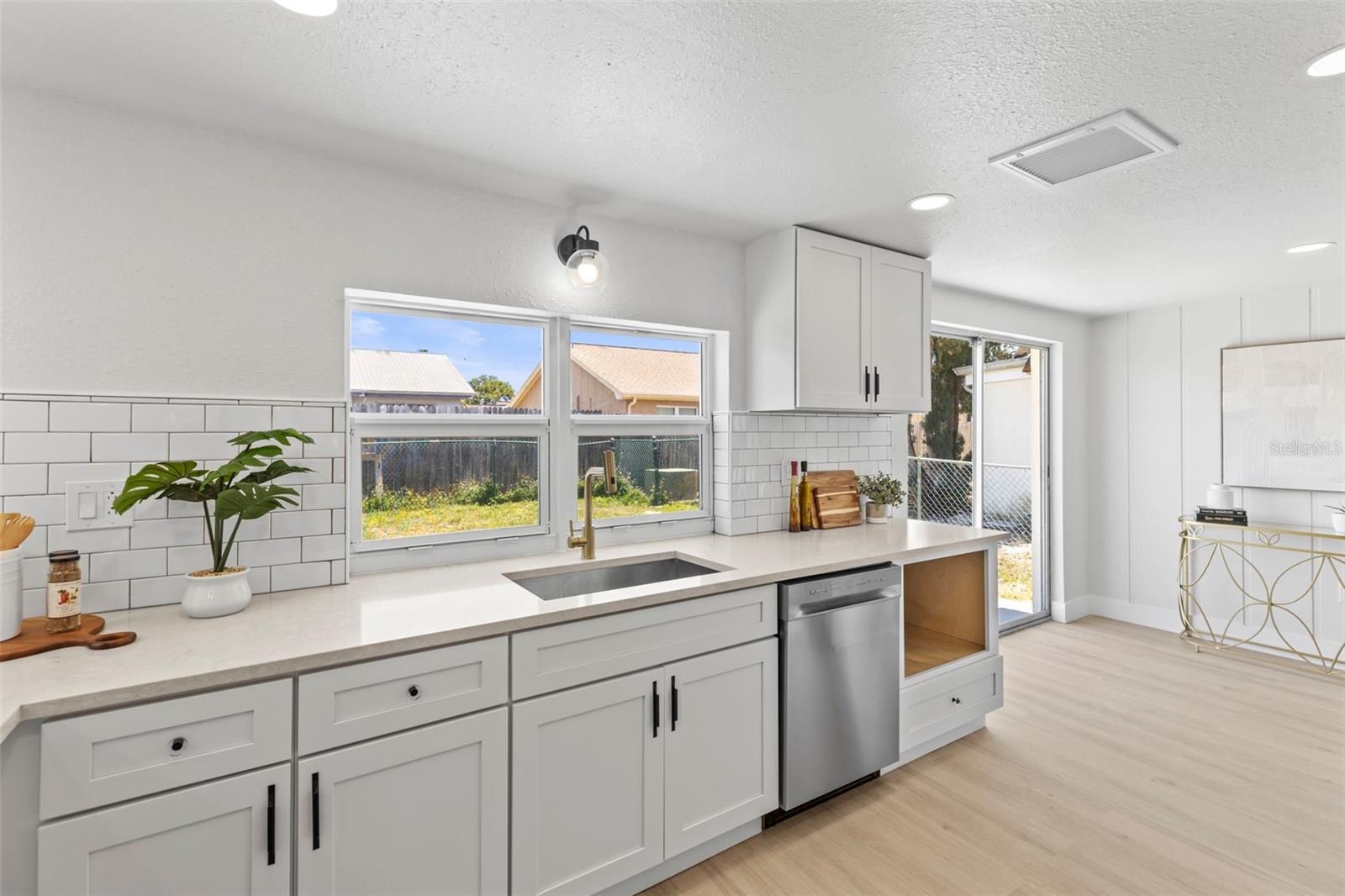 Image 19 of 34 For 3544 Edenwood Drive