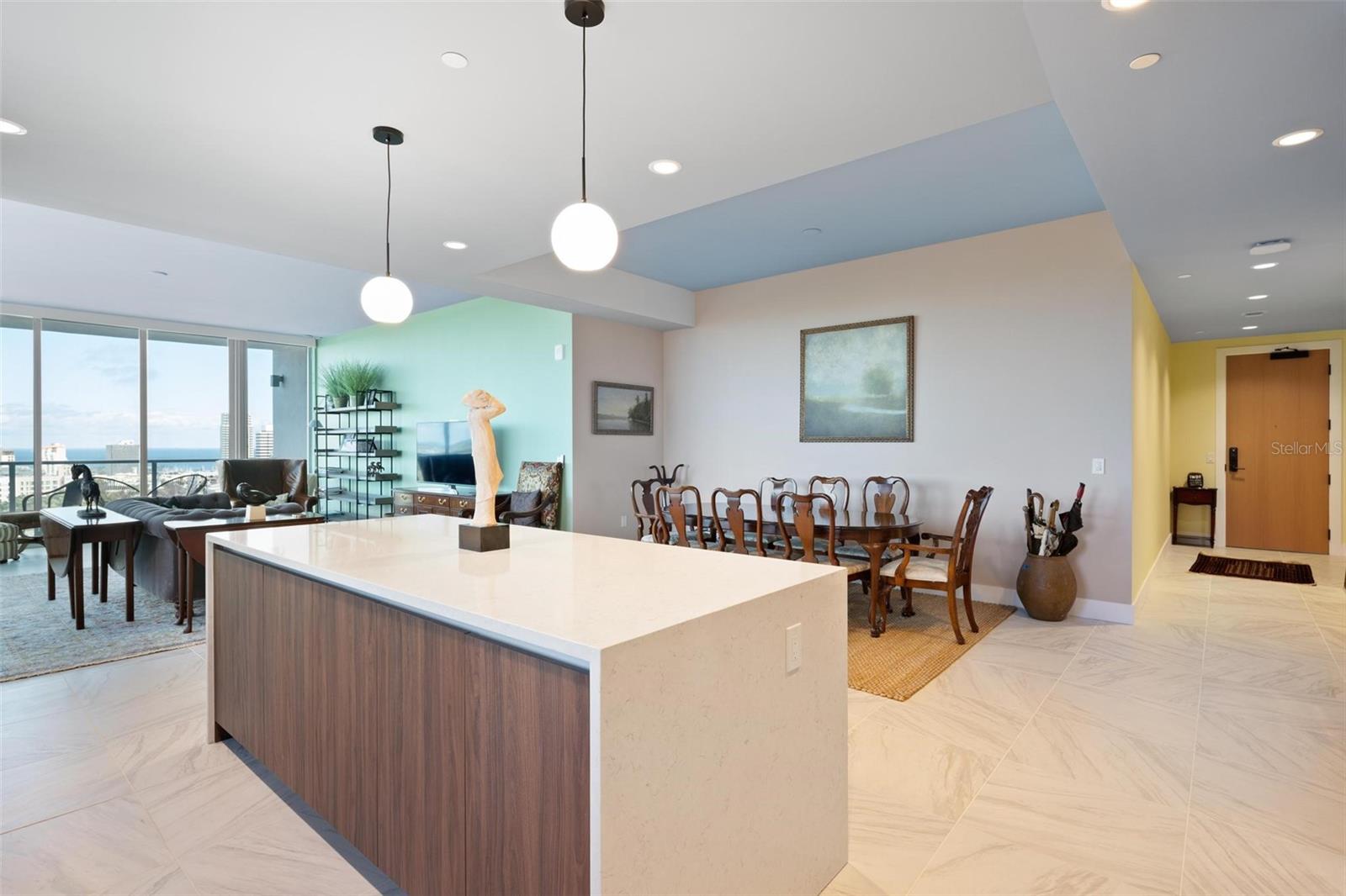 Image 9 of 56 For 777 3rd Ave N  1403