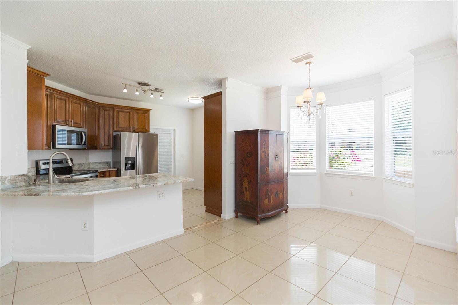 Image 11 of 38 For 10502 Villa View Circle