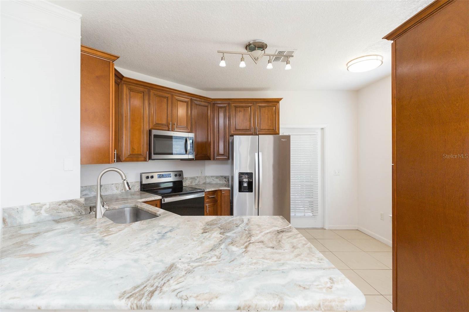 Image 12 of 38 For 10502 Villa View Circle