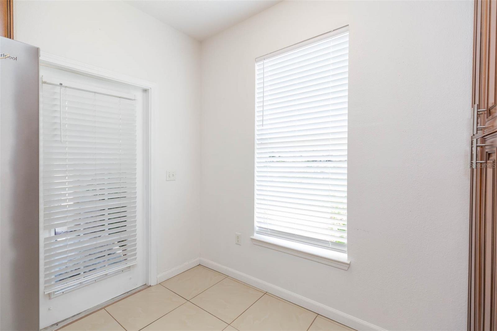 Image 15 of 38 For 10502 Villa View Circle