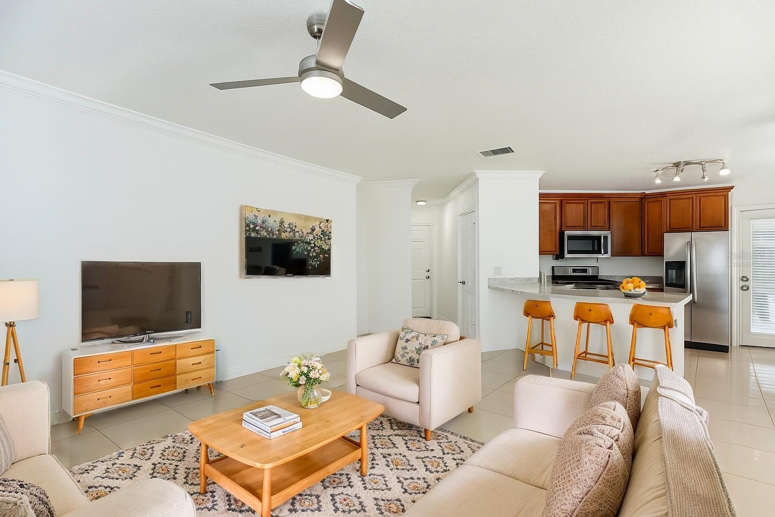 Image 4 of 38 For 10502 Villa View Circle