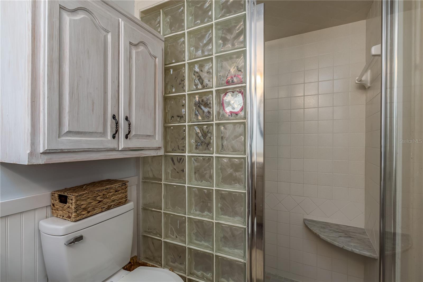 Image 19 of 62 For 2202 Donato Drive