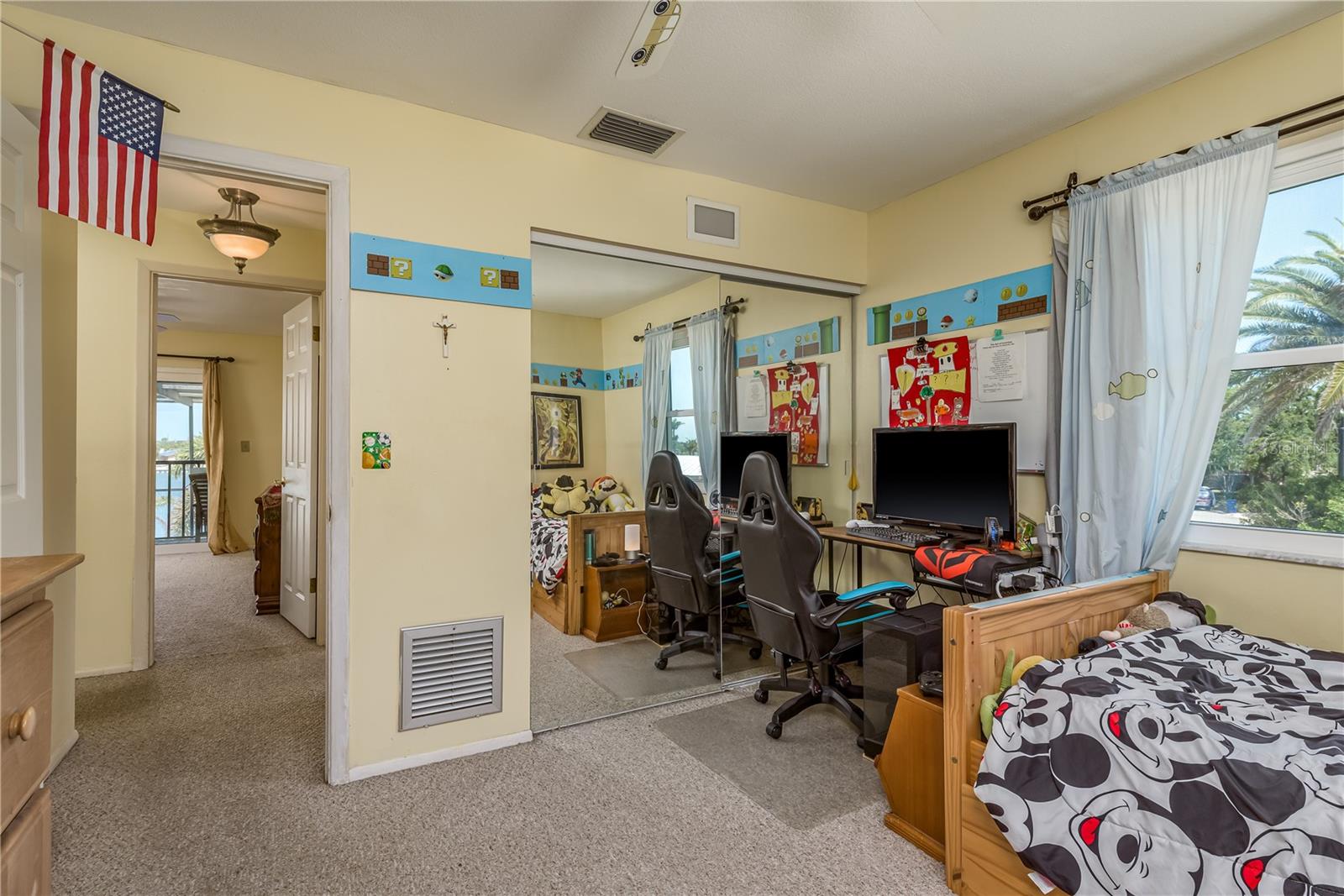 Image 20 of 62 For 2202 Donato Drive