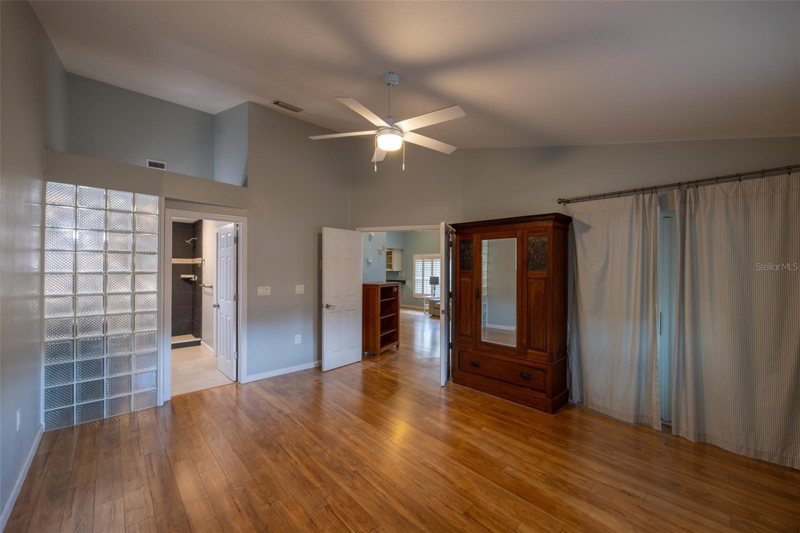 Image 12 of 21 For 6438 Brentwood Drive