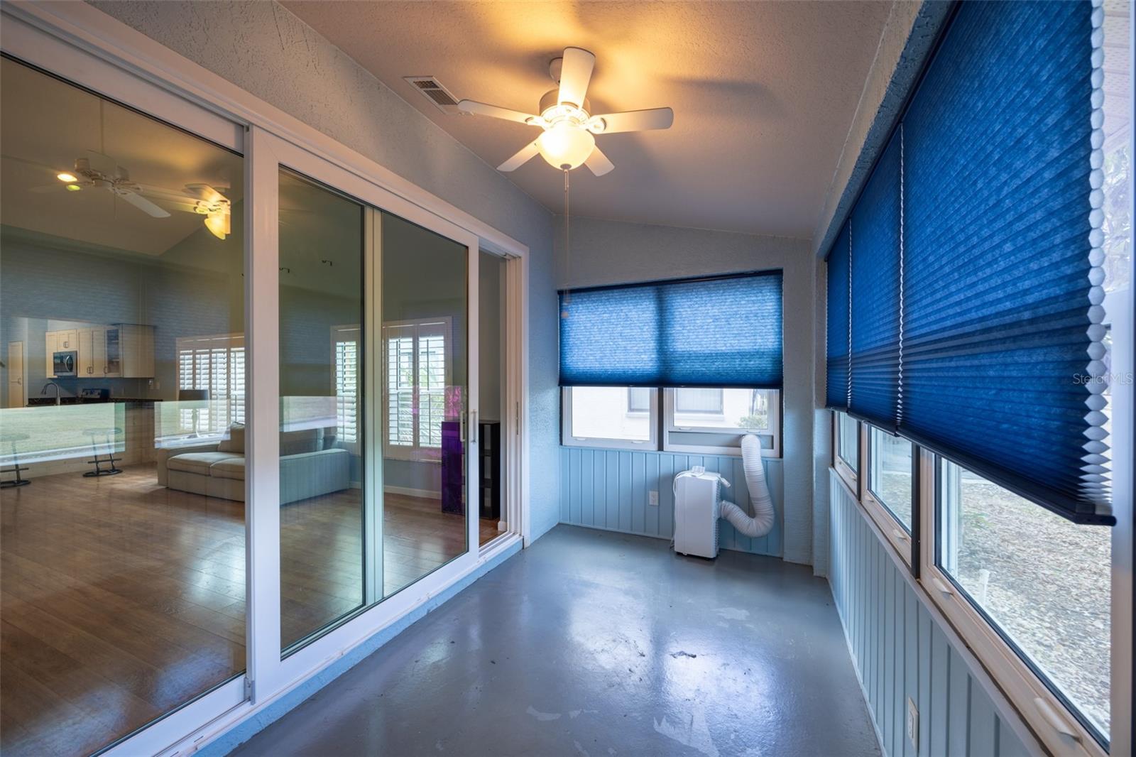Image 18 of 21 For 6438 Brentwood Drive