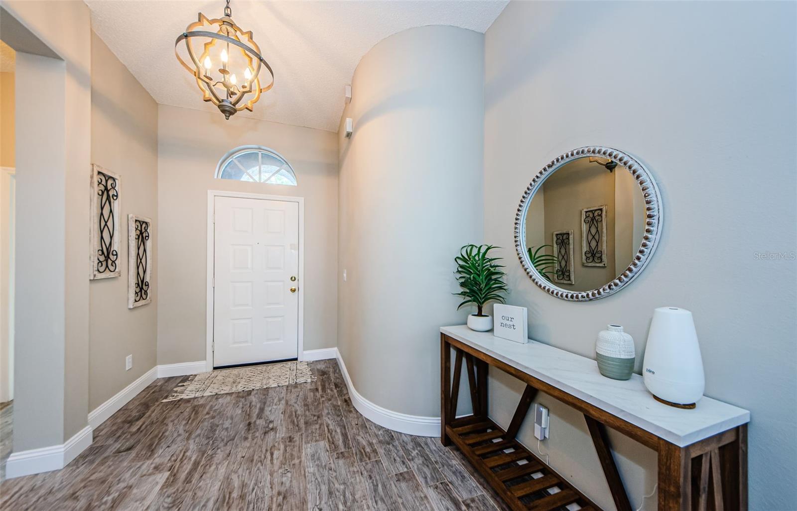 Image 3 of 53 For 382 Tavernier Circle