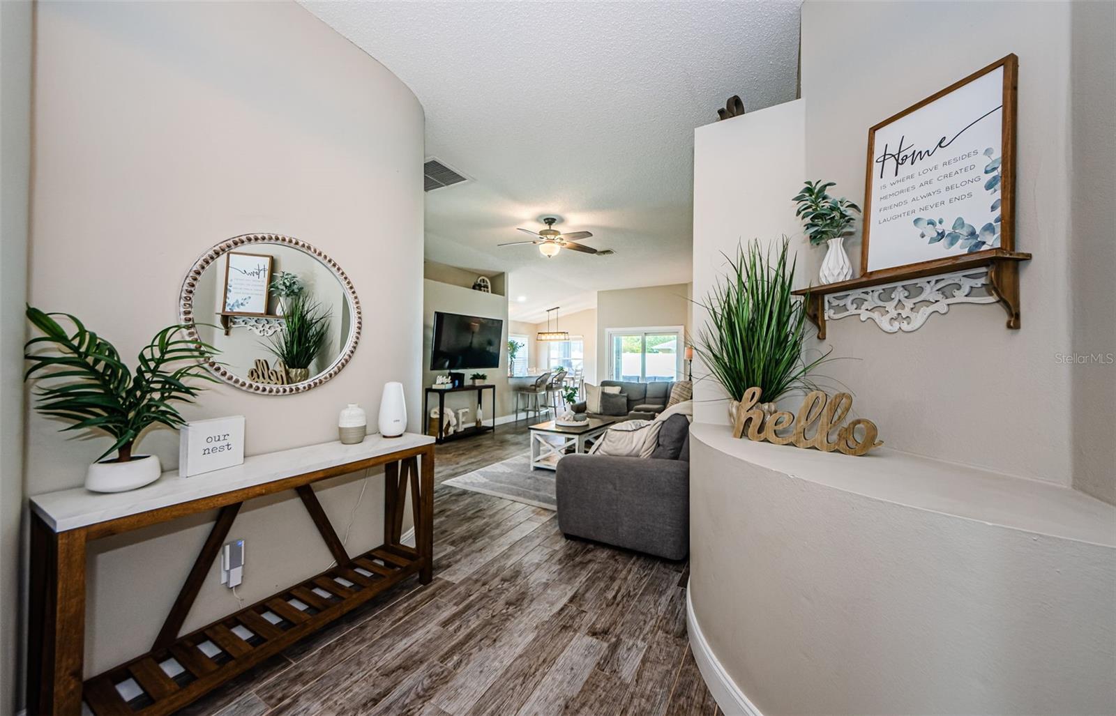 Image 4 of 53 For 382 Tavernier Circle